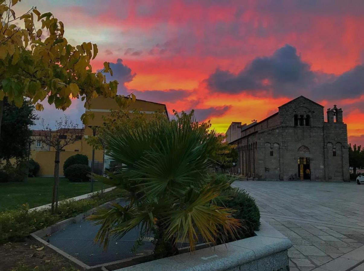 B&B Casa Morgana Olbia Bagian luar foto